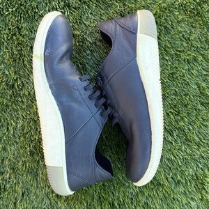 KEEN KNX women Black Leather Sneakers